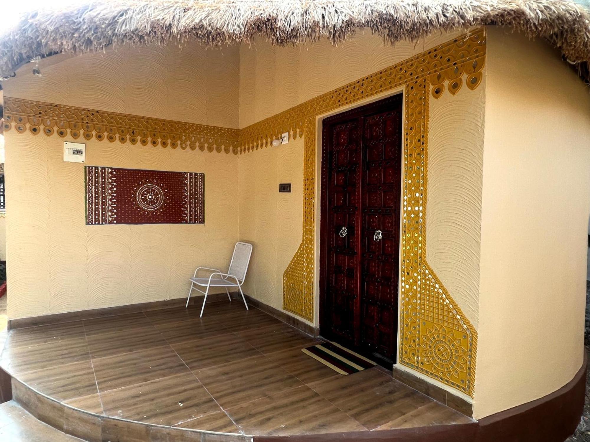 The Kutch House Hotel Bhudzs Kültér fotó